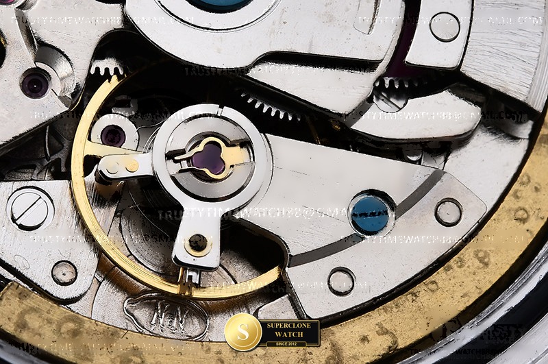 Rolex Ref. 126509 ASIAN - Crown Guard & Dial Lume Verification (Photo 24 of 25)