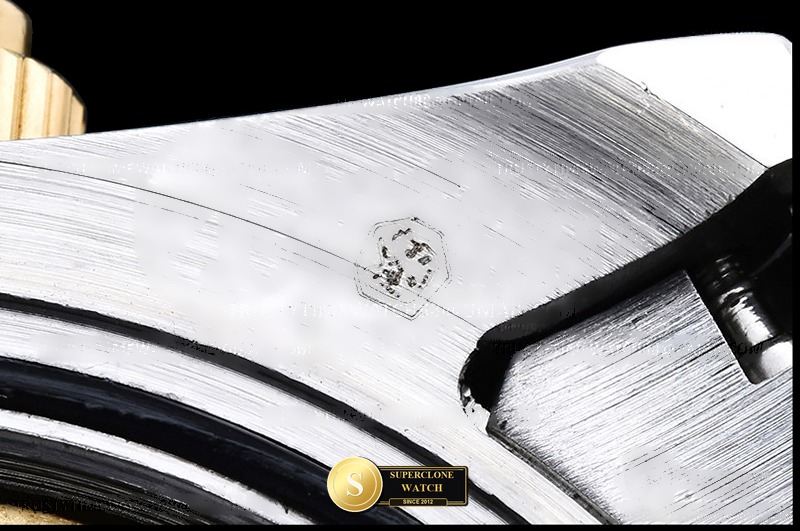 Rolex Ref. 116523 ASIAN - Crown Guard & Dial Lume Verification (Photo 22 of 26)