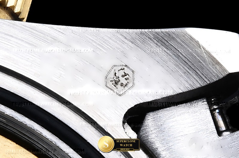 Rolex Ref. 126503 ASIAN - On-Wrist Presence & Case Thickness View (Photo 21 of 25)