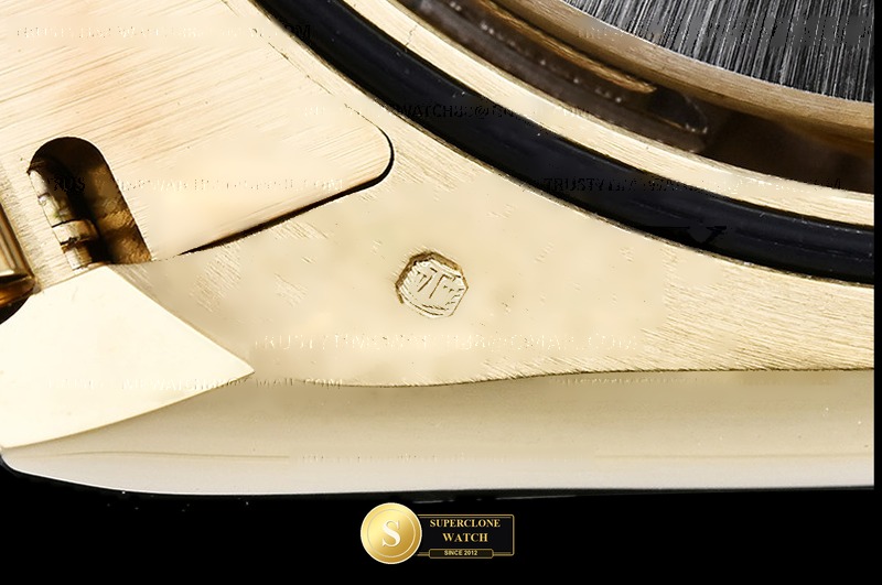 Rolex Ref. 126508 EWE - Crown Guard & Dial Lume Verification (Photo 28 of 33)