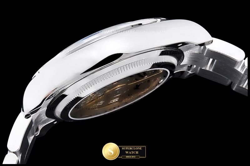 Rolex Ref. 126506 VSF - On-Wrist Presence & Case Thickness View (Photo 17 of 30)