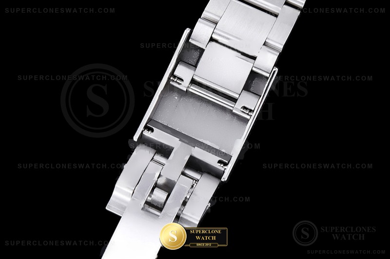 Rolex Ref. 126529LN EWE - Crown Guard & Dial Lume Verification (Photo 16 of 32)
