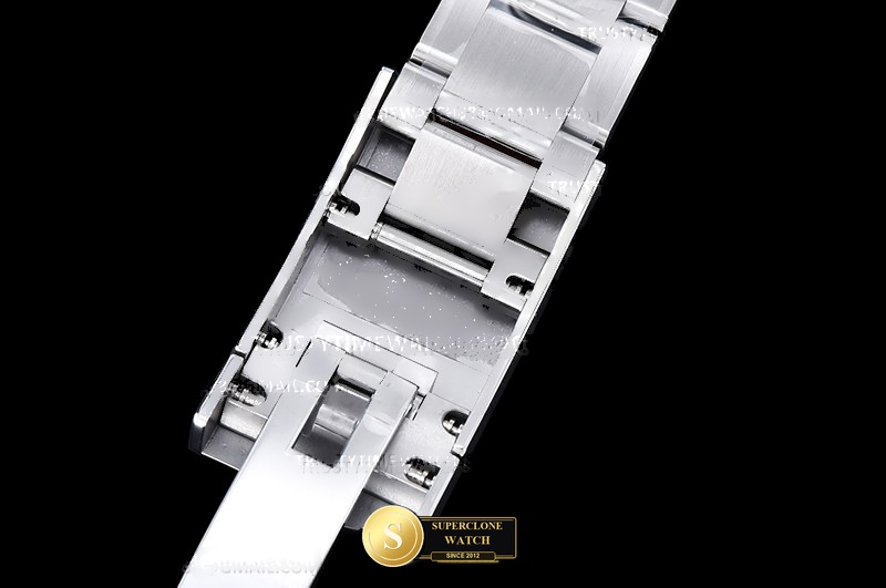 Rolex Ref. 116400GV VSF - Crown Guard & Dial Lume Verification (Photo 14 of 29)
