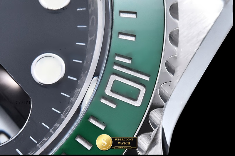 Rolex Ref. 126610LV ASIAN - On-Wrist Presence & Case Thickness View (Photo 11 of 26)