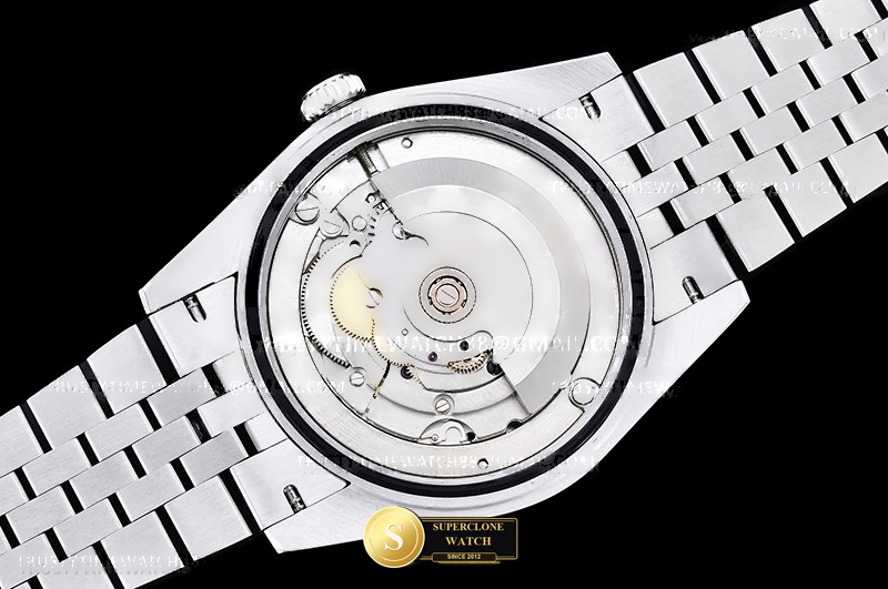 Rolex Ref. R2DJ0480B GMF - Crown Guard & Dial Lume Verification (Photo 18 of 23)