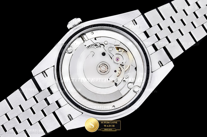 Rolex Ref. R2DJ0480B GMF - On-Wrist Presence & Case Thickness View (Photo 19 of 23)