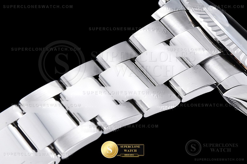 Rolex Ref. R2DJ0486D EWE - Crown Guard & Dial Lume Verification (Photo 8 of 25)
