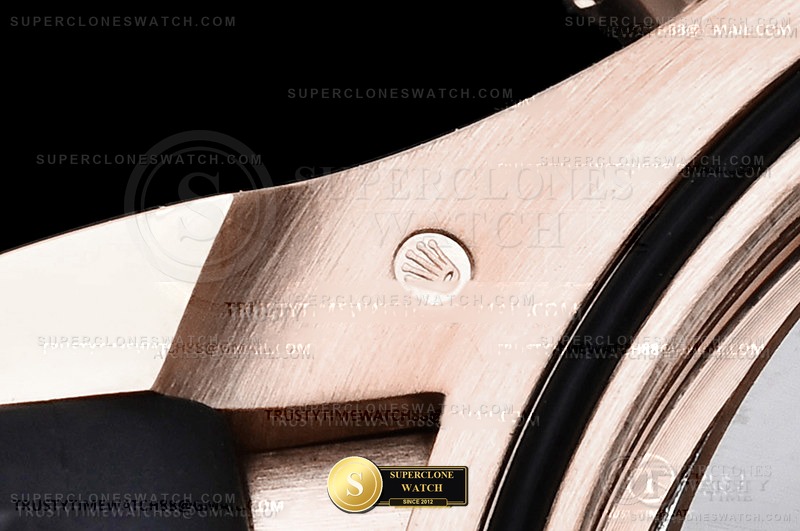 Rolex Ref. 126515LN EWE - On-Wrist Presence & Case Thickness View (Photo 29 of 35)
