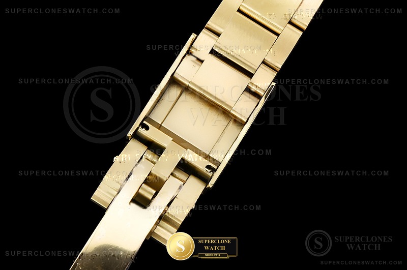 Rolex Ref. 116508 SWF - On-Wrist Presence & Case Thickness View (Photo 15 of 31)