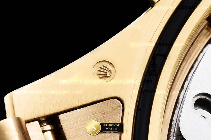 Rolex Ref. 116508 VSF - On-Wrist Presence & Case Thickness View (Photo 27 of 31)