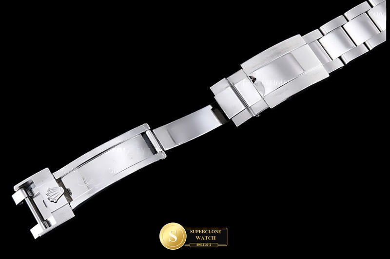 Rolex Ref. 126509 ASIAN - On-Wrist Presence & Case Thickness View (Photo 25 of 28)