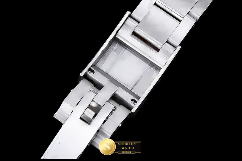 Rolex Ref. 126509 ASIAN - On-Wrist Presence & Case Thickness View (Photo 27 of 28)