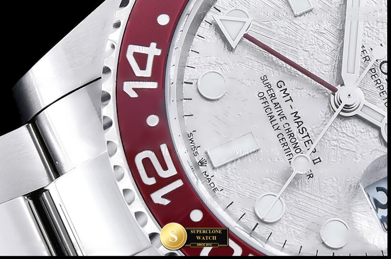 Rolex Ref. 126710BLRO EWE - On-Wrist Presence & Case Thickness View (Photo 7 of 31)