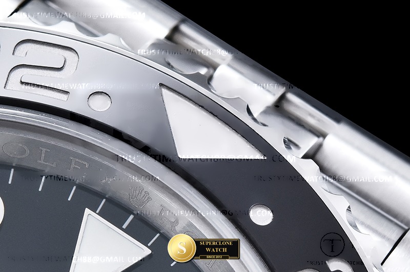 Rolex Ref. 126710GRNR EWE - On-Wrist Presence & Case Thickness View (Photo 11 of 31)