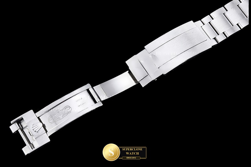 Rolex Ref. 126600 EWE - Crown Guard & Dial Lume Verification (Photo 14 of 29)