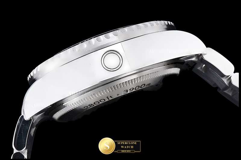 Rolex Ref. 126600 EWE - Crown Guard & Dial Lume Verification (Photo 18 of 29)