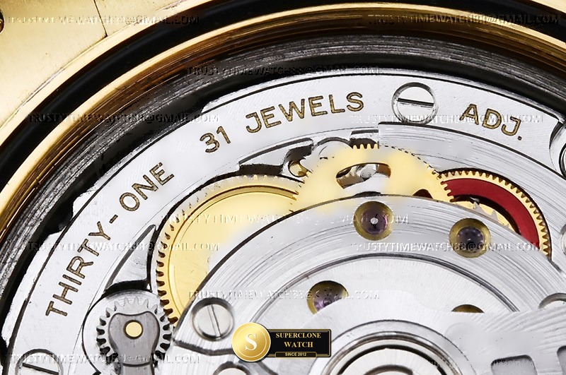 Rolex Ref. RDD0338A KF - On-Wrist Presence & Case Thickness View (Photo 21 of 31)