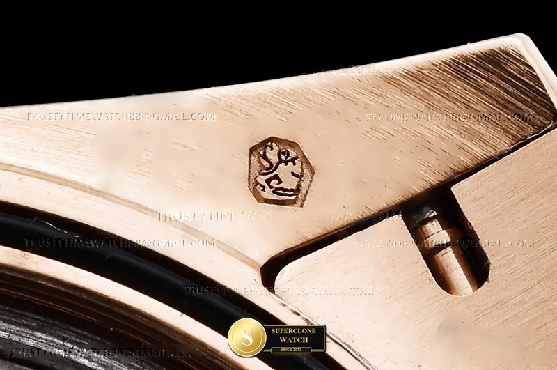 Rolex Ref. RDD0341B KF - On-Wrist Presence & Case Thickness View (Photo 25 of 31)