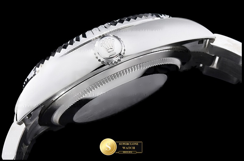 Rolex Ref. 336934 NOOB - On-Wrist Presence & Case Thickness View (Photo 15 of 27)