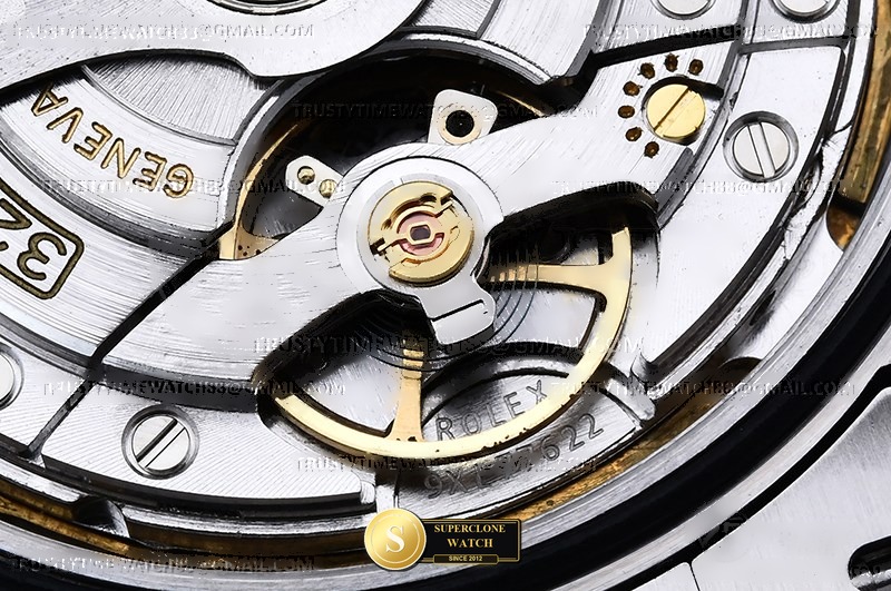 Rolex Ref. R2DJ0488E JQF - On-Wrist Presence & Case Thickness View (Photo 19 of 28)