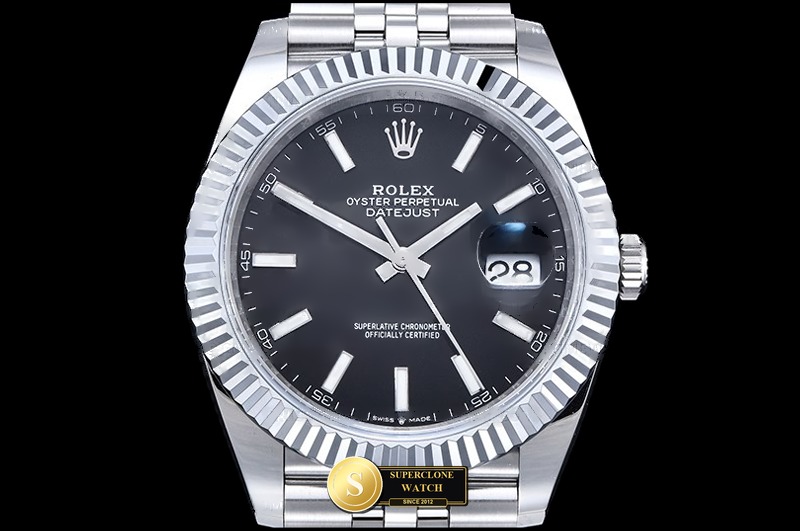 Rolex Ref. R2DJ0488F JQF - Clasp & Solid 904L Bracelet Detail (Photo 3 of 28)