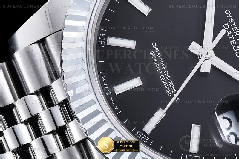 Rolex Ref. R2DJ0488F JQF - On-Wrist Presence & Case Thickness View (Photo 7 of 28)