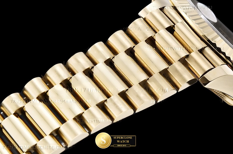 Rolex Ref. RDD0343D NOOB - Crown Guard & Dial Lume Verification (Photo 10 of 27)