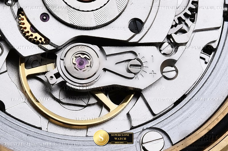 Rolex Ref. RDD0343G NOOB - On-Wrist Presence & Case Thickness View (Photo 19 of 27)