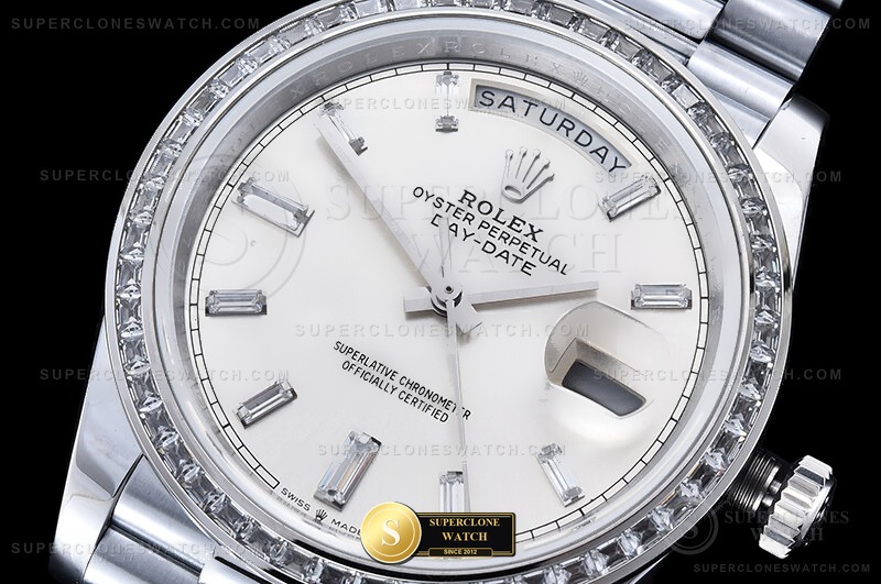 Rolex Ref. RDD0356C GMF - Lug-to-Lug & Rehaut Engraving View (Photo 5 of 26)