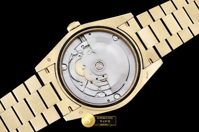 Rolex Ref. RDD0357F GMF - On-Wrist Presence & Case Thickness View (Photo 17 of 27)