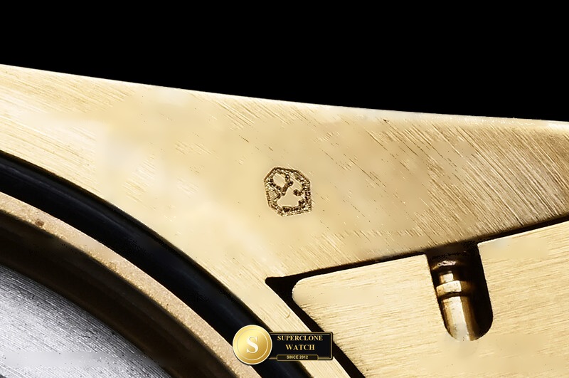 Rolex Ref. RDD0357F GMF - On-Wrist Presence & Case Thickness View (Photo 21 of 27)