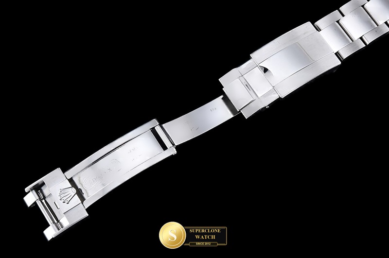 Rolex Ref. 126500 BTF - On-Wrist Presence & Case Thickness View (Photo 13 of 28)