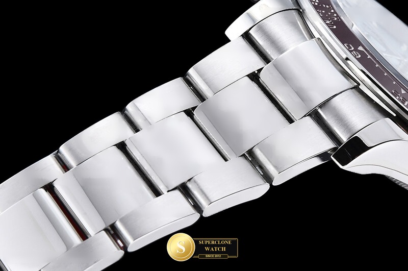 Rolex Ref. 126506 VSF - On-Wrist Presence & Case Thickness View (Photo 11 of 32)
