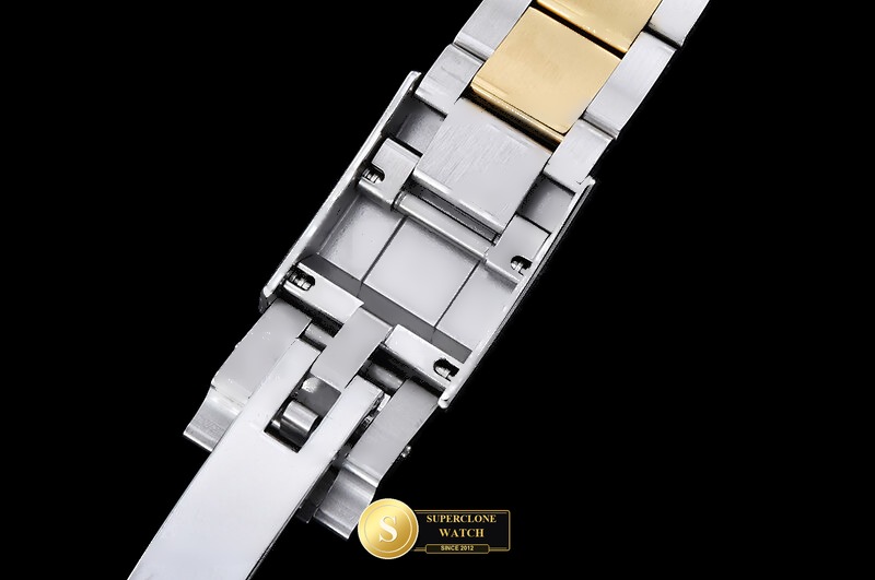 Rolex Ref. 126503 FF - On-Wrist Presence & Case Thickness View (Photo 17 of 23)