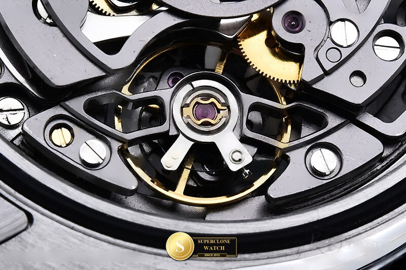 Rolex Ref. ROLDYT0656A GETF - On-Wrist Presence & Case Thickness View (Photo 21 of 24)