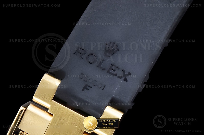 Rolex Ref. 126518 QF - On-Wrist Presence & Case Thickness View (Photo 15 of 35)