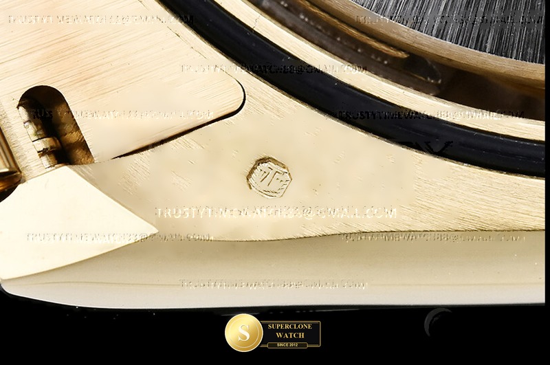 Rolex Ref. 126508 EWE - On-Wrist Presence & Case Thickness View (Photo 27 of 32)