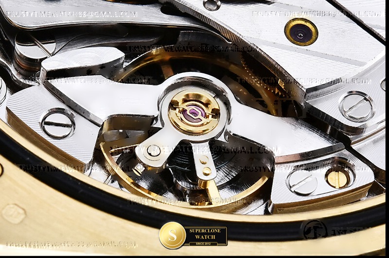 Rolex Ref. 126508 THB - On-Wrist Presence & Case Thickness View (Photo 29 of 32)