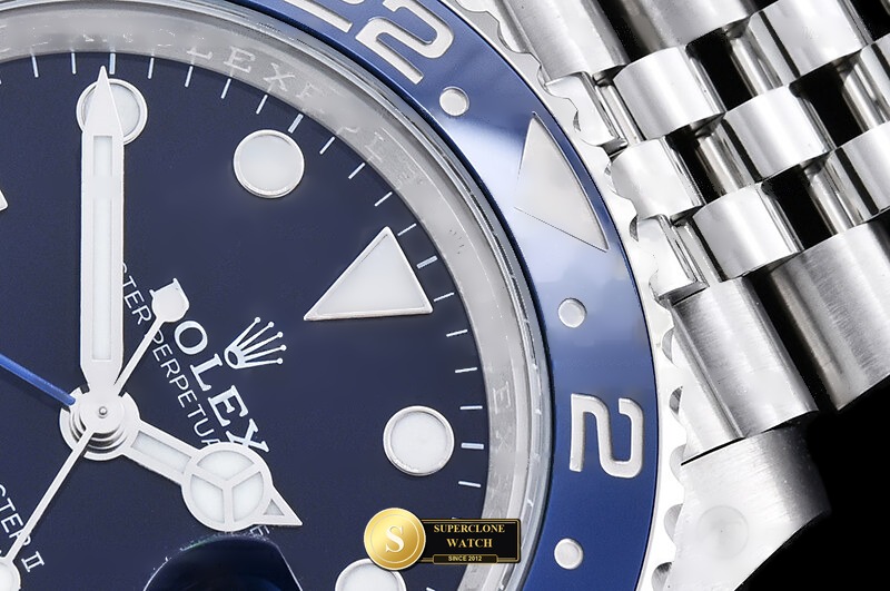 Rolex Ref. ROLGMT0350A ARF - On-Wrist Presence & Case Thickness View (Photo 7 of 31)