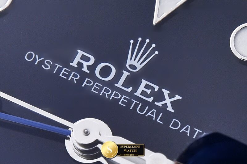 Rolex Ref. ROLGMT0350A ARF - On-Wrist Presence & Case Thickness View (Photo 9 of 31)