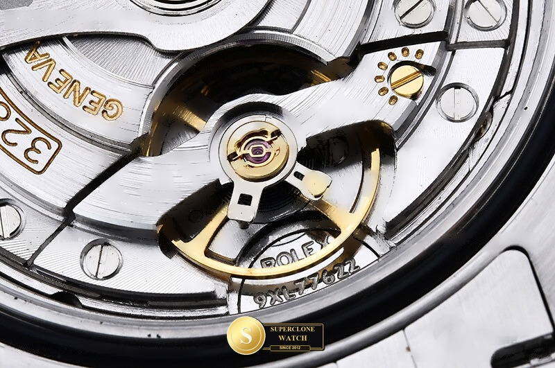 Rolex Ref. ROLGMT0350A ARF - On-Wrist Presence & Case Thickness View (Photo 23 of 31)