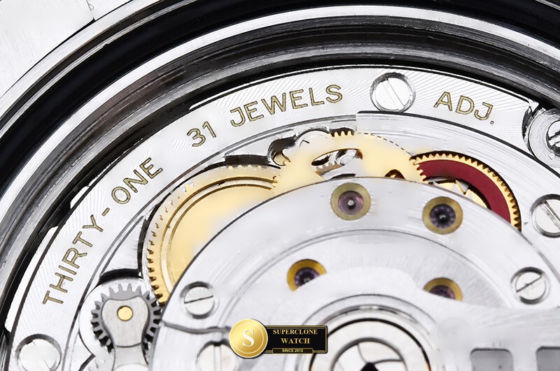 Rolex Ref. ROLGMT0350A ARF - On-Wrist Presence & Case Thickness View (Photo 27 of 31)