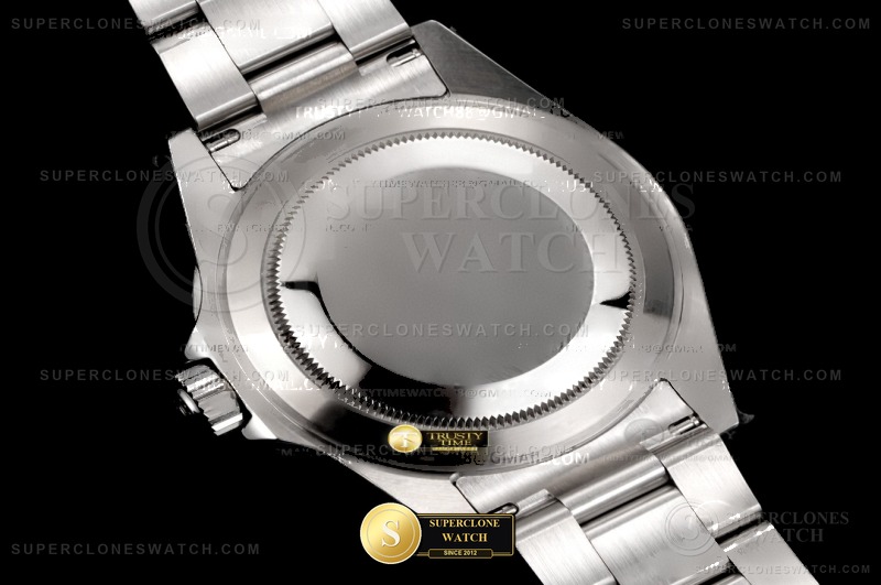 Rolex Ref. ROLSUB0502B TM - Crown Guard & Dial Lume Verification (Photo 8 of 9)