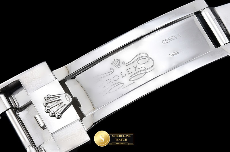 Rolex Ref. 116519LN QF - On-Wrist Presence & Case Thickness View (Photo 13 of 33)