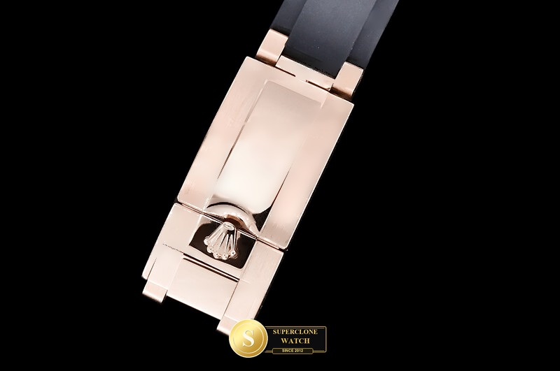 Rolex Ref. 116515 QF - On-Wrist Presence & Case Thickness View (Photo 11 of 34)