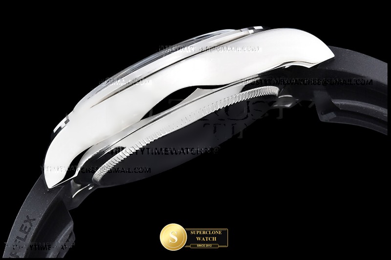 Rolex Ref. 126519LN RCF - On-Wrist Presence & Case Thickness View (Photo 13 of 34)