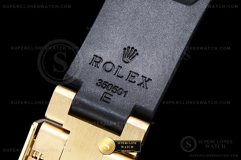 Rolex Ref. 126518LN RCF - On-Wrist Presence & Case Thickness View (Photo 15 of 34)
