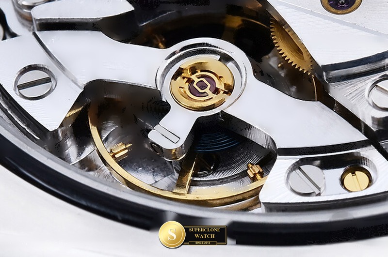 Rolex Ref. 126500LN UFO - On-Wrist Presence & Case Thickness View (Photo 27 of 31)