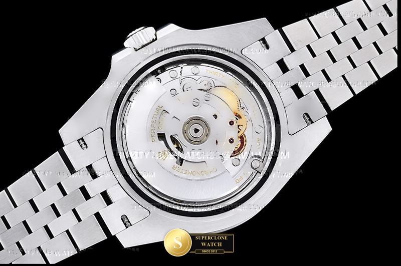 Rolex Ref. 126710BLRO VSF - Crown Guard & Dial Lume Verification (Photo 20 of 30)