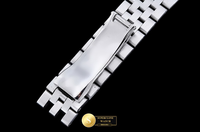 Rolex Ref. ROLLD001A GDF - Crown Guard & Dial Lume Verification (Photo 14 of 23)